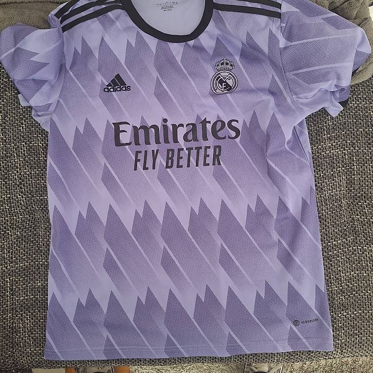 Canottiere & Pantaloni: Real Madrid Trikot Grösse L – Usato da Rapperswil SG venduto da Gooal