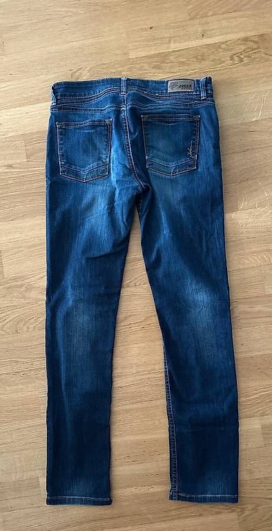 Jeans: Joker Jeans Gr. 29/32 – D'occasion à Luzern par kaktus017 1