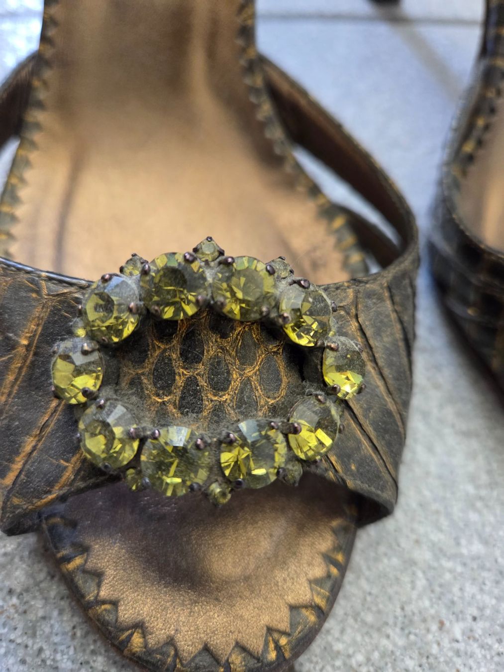 Scarpe da donna: Manolo Blahnik Slingpumps, Gr. 37, 5 Olive – Usato da Zürich venduto da Isa0111 1