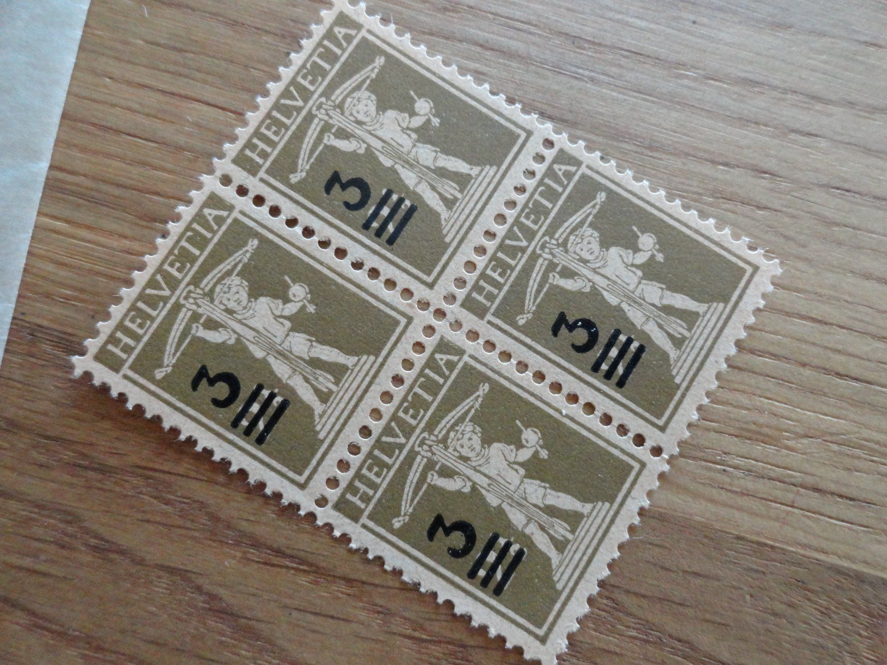Tutti i francobolli: Tellknabe mit Armbrust ca. 1911 - 4er Block Postfrisch – Nuovo (secondo la descrizione) da Gerlafingen venduto da Shiva_74 2