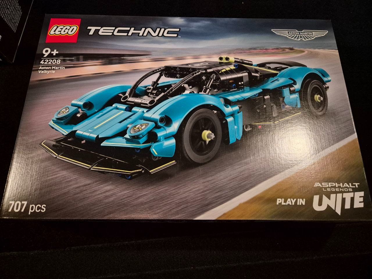 Lego Baukästen: Neues Lego Technic 42208 Aston Martin Valkyrie Set – Neu und originalverpackt aus Dübendorf von Alessandro-DG