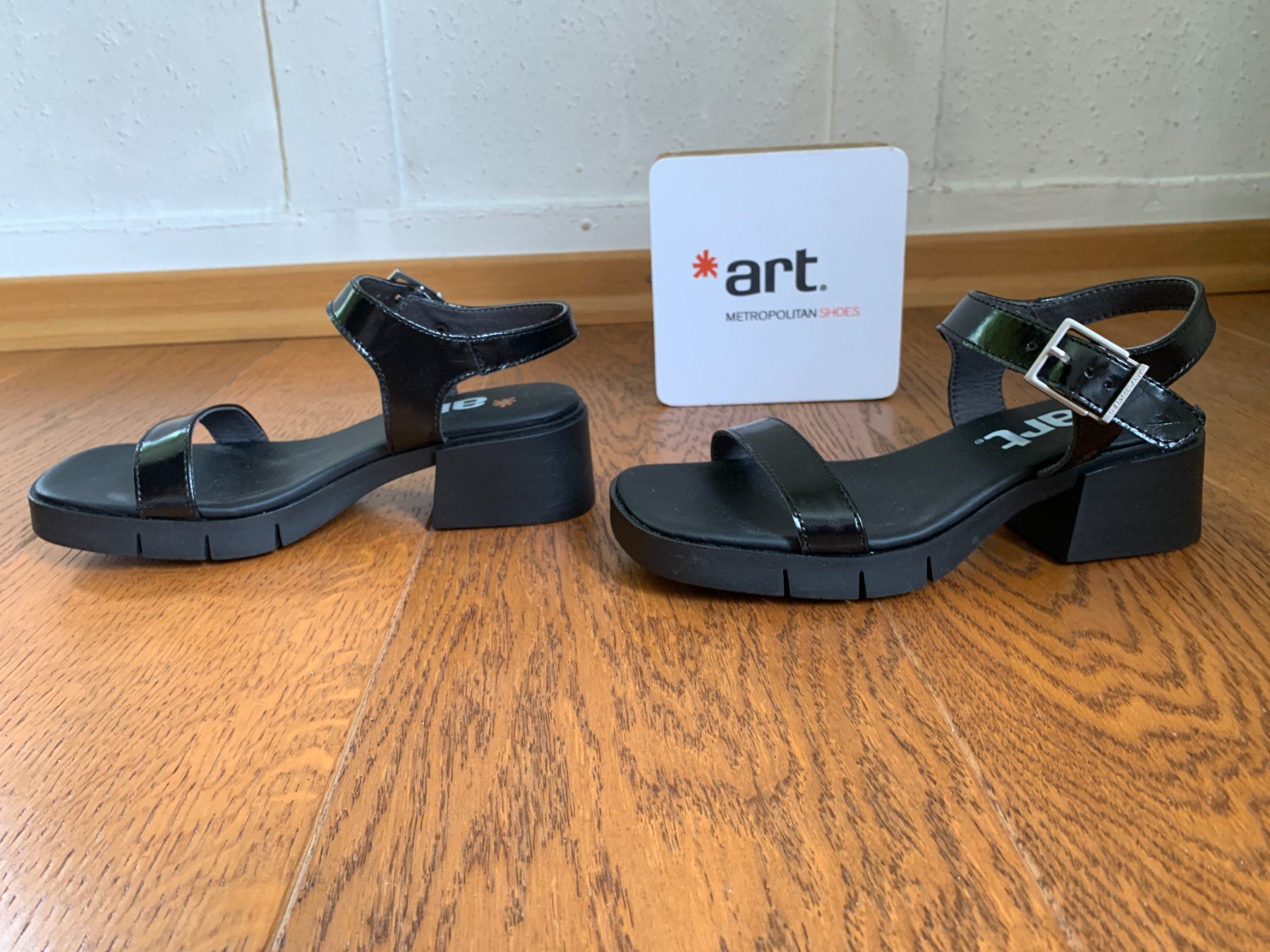 Art Scarpe da donna: Art Varsofia 2060 nappa shinny black Gr.37 – Nuovo (secondo la descrizione) da Zürich venduto da finsti 2