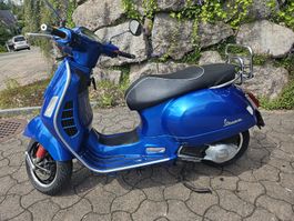 Vespa GTS 125ie Super/blu 2015 buono stato