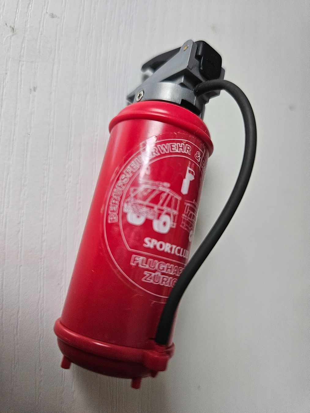 Accendini: Feuerzeug als Feuerlöscher – Usato da Liestal venduto da tower01 1