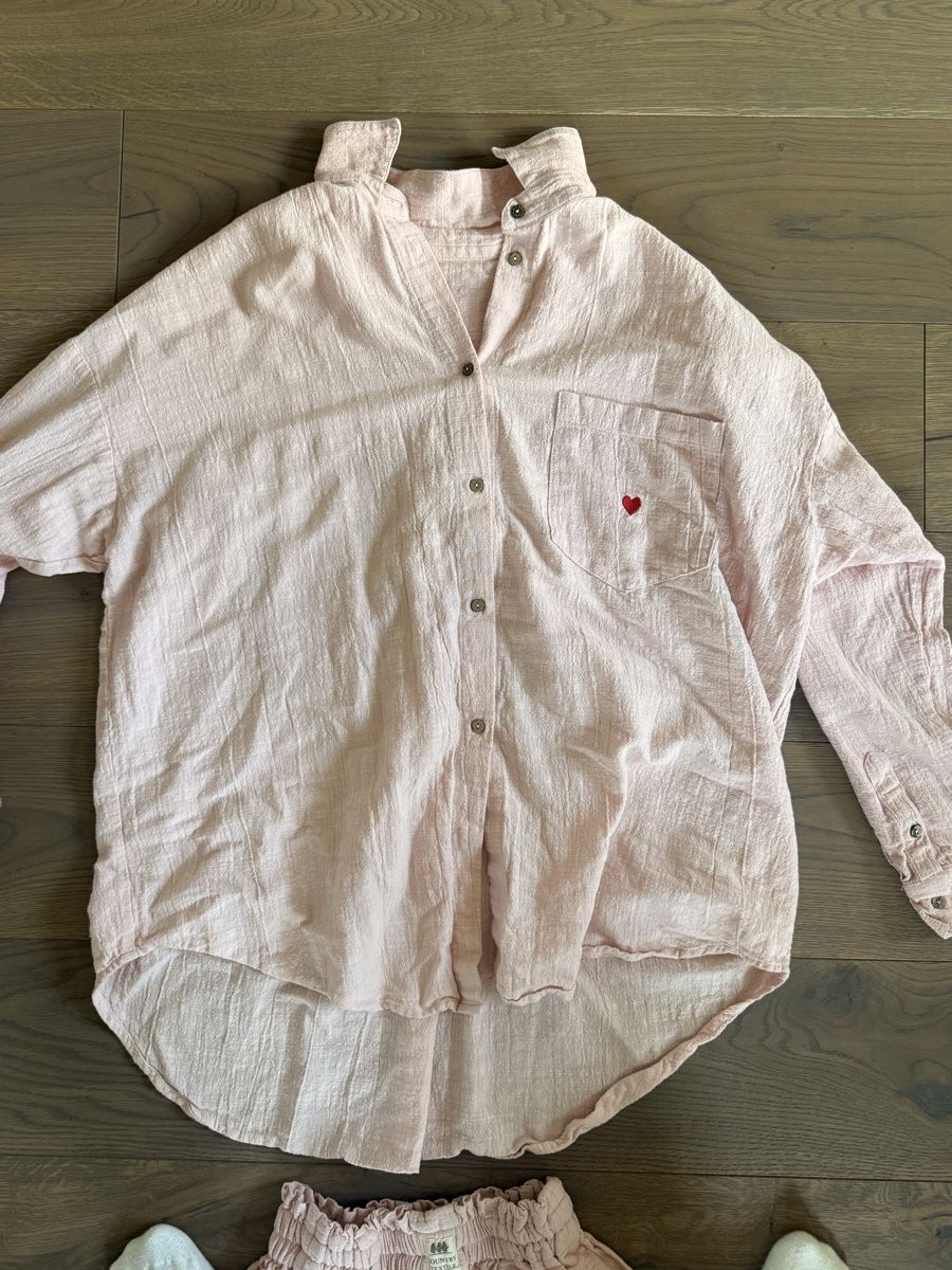 Lotti di vestiti: Shirt and shorts set – Usato da Zürich venduto da Bellinka23 2