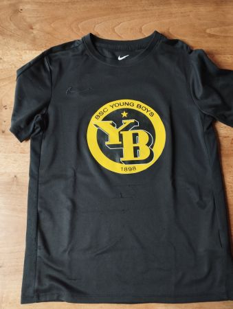 Nike BSC Young Boys T-Shirt Schwarz Grösse S