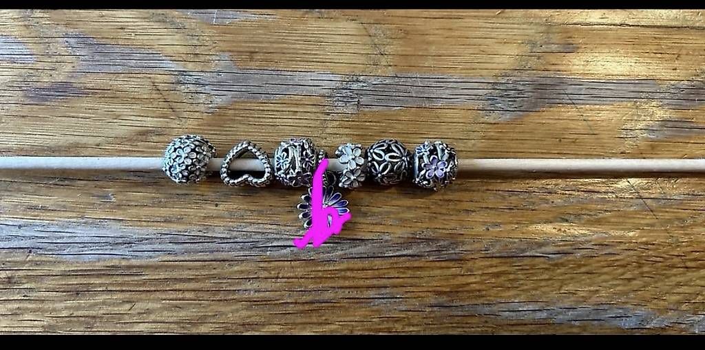 Anhänger: set mit 7 pandora charms beads – Gebraucht aus flims dorf von schmetterling61281