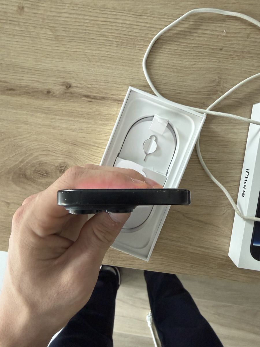 Apple Portables: Apple iPhone 16 Pro 128GB – D'occasion à Cham par Goodjob8 4