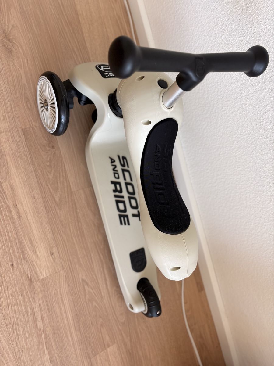 Kickboard: NEU - Scoot and Ride Scooter – Nuovo (secondo la descrizione) da Vitznau venduto da Coco6354 1