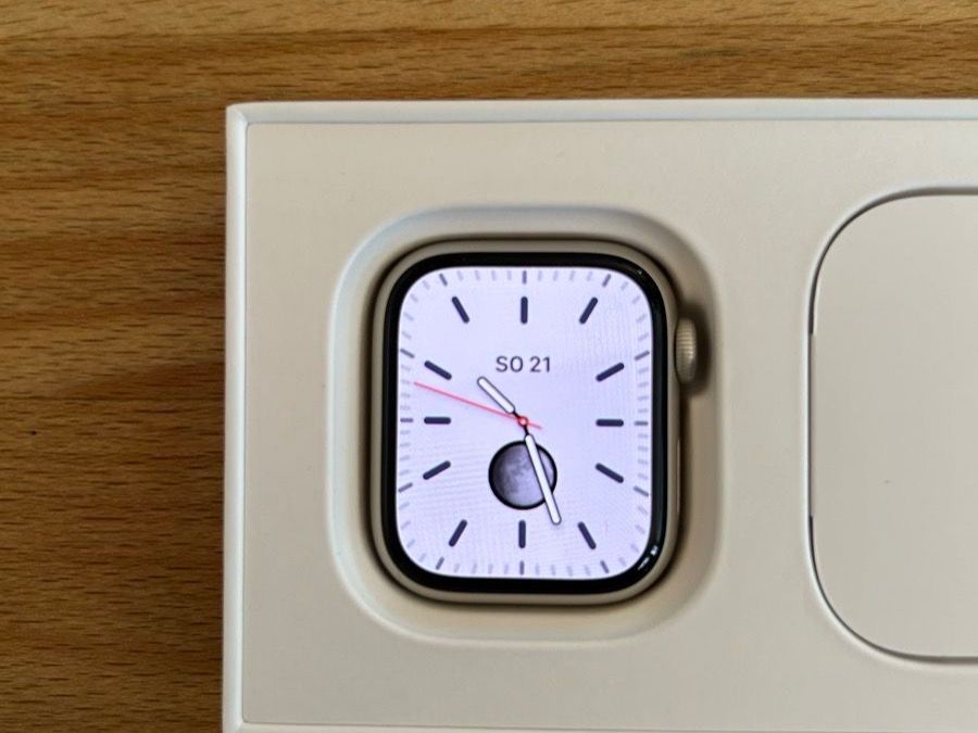 Apple Watch Series 7, GPS, 41 mm, Starlight Aluminium Case Kaufen auf Ricardo