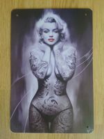 Plaque en métal vintage Marylin Tatoo