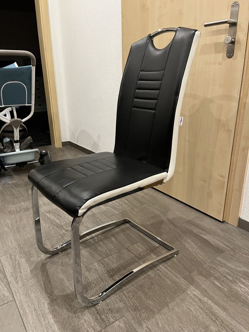 Chaises: Esszimmerstühle Freischwinger – D'occasion à Langnau i. E. par Werkla 4