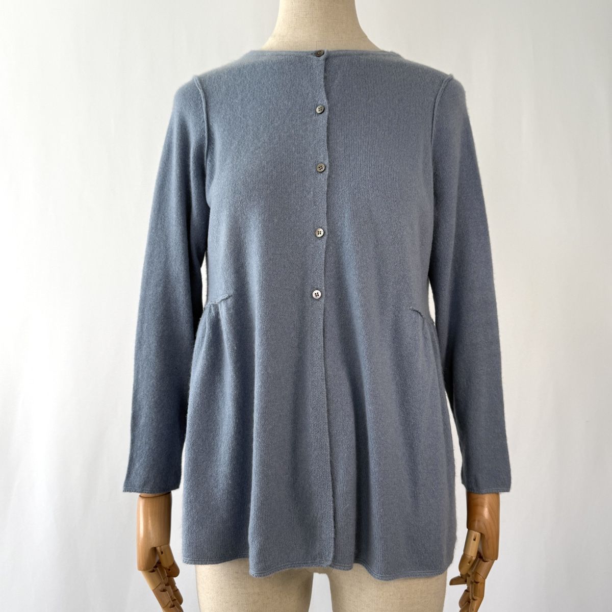 Hemisphere Maglioni & Felpe: HEMISPHERE Cashmere Cardigan – Nuovo (secondo la descrizione) da Emmen venduto da Avviivva_Com2023