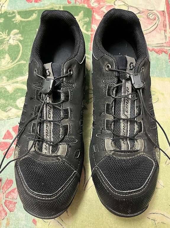 Scott Scarpe da donna: SCOTT Fahrradschuhe mit Klick Grösse 40 – Usato da Oberglatt ZH venduto da sglattibrocki 1