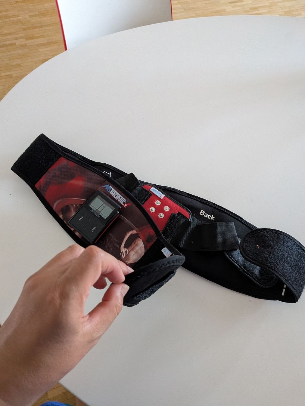 Hometrainer: Bauchmuskeltrainung ABTRONIC 2 EMS Gurt  – Gebraucht aus Basel von JJ.Elena 6