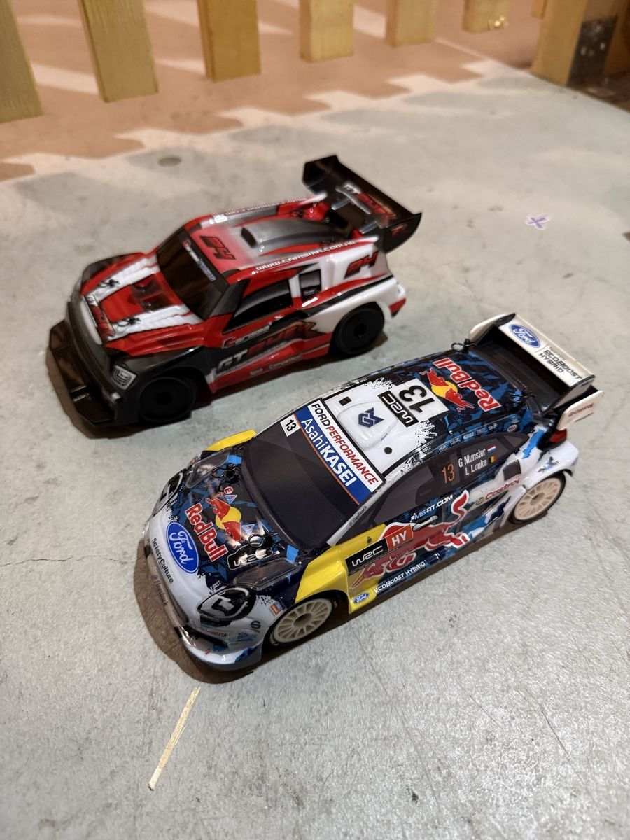 RC Kits de montage: Rc Auto Carisma GT 24 1/24 RTR Set  – D'occasion à Aadorf par Apoly 1