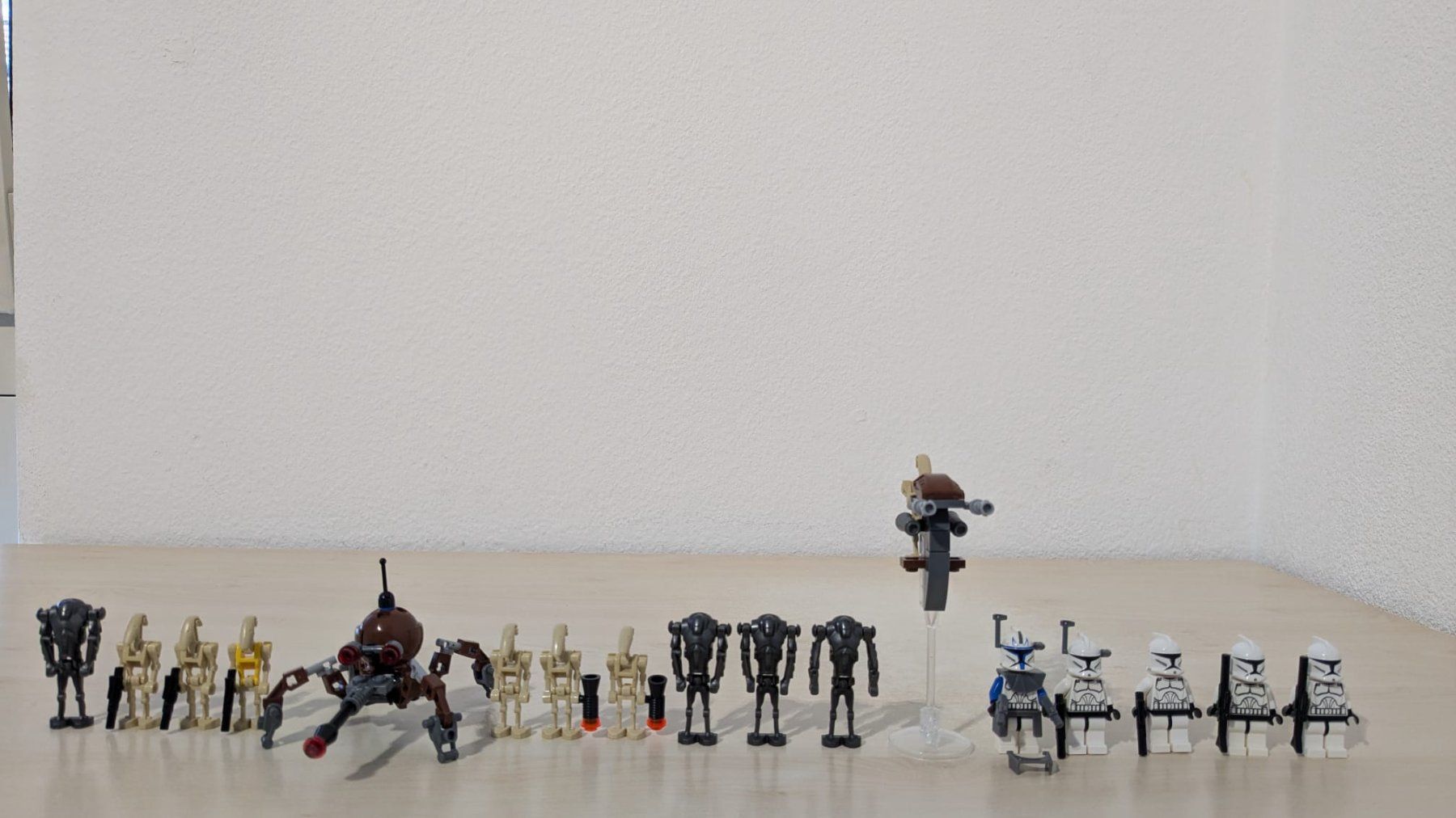 Lego Giocattoli: Lego Star Wars ComCon001 Figuren Gebraucht – Usato da Hergiswil NW venduto da ToysandMore
