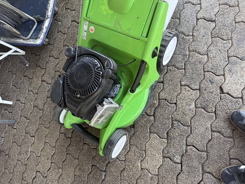 Tagliaerba: Rasenmäher Viking MB 655 – Usato da Horgen venduto da 11sh 4