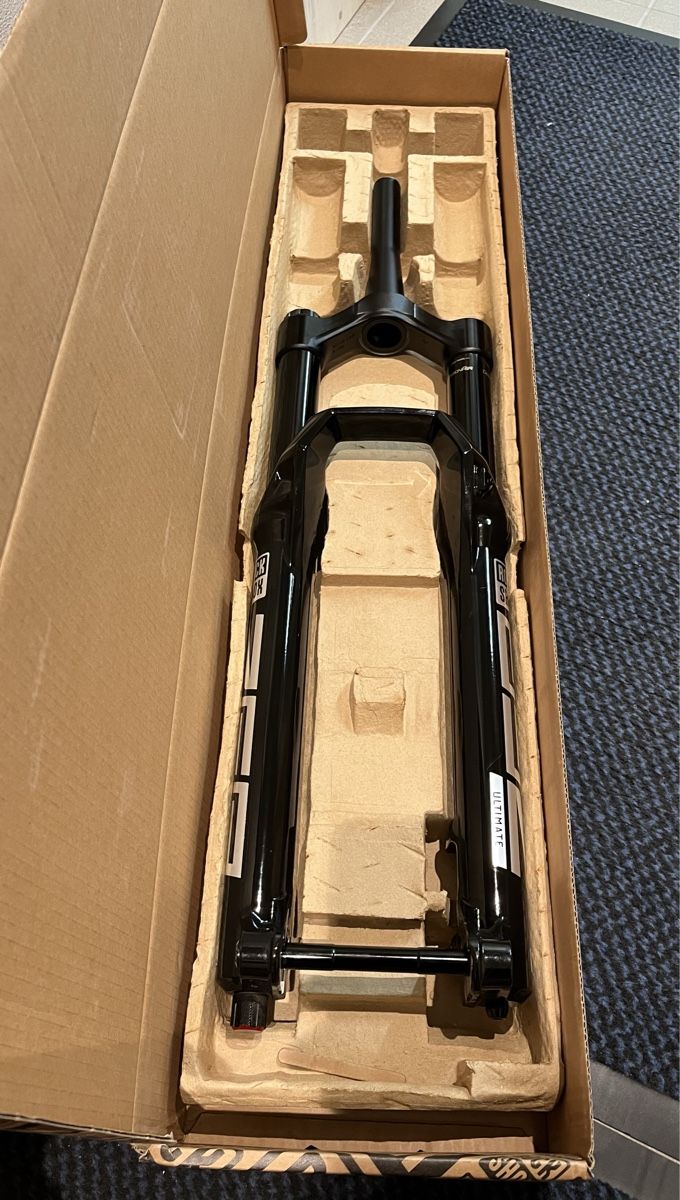 Rockshox Ersatzteile: Rock Shox ZEB ULTIMATE 160mm/29“ – Neu (gemäss Beschreibung) aus Zermatt von