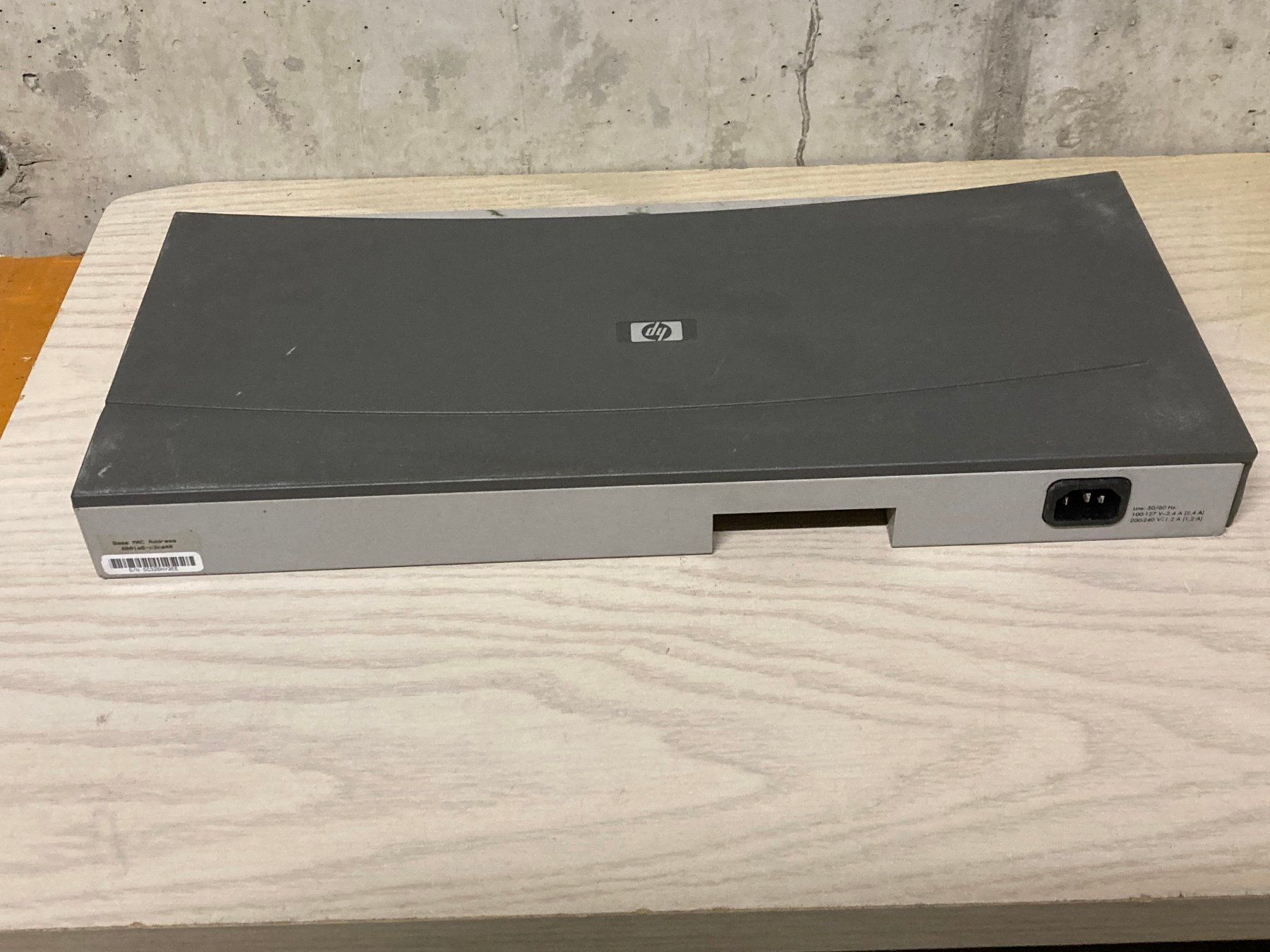 Hewlett Packard Hub & Switch: 2x HP Procurve Switch 2524 J4813A / 24-Port Switch – Usato da Wettingen venduto da Schabernack_sam 5