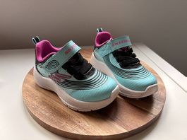 Sommerschuhe Kids Gr. 23 Sketchers & Elefanten