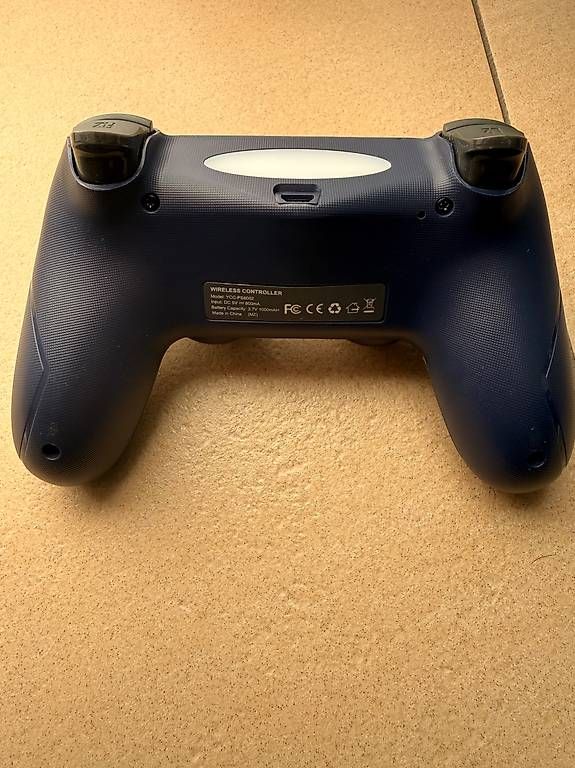 Controller: PlayStation 4 Controller (nicht original) – Usato da Kreuzlingen venduto da kat_v8rj 1