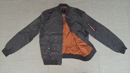 Bershka Jacke XL neue Bomberjacke Grau