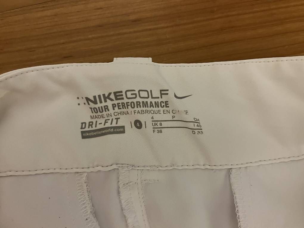 Pantaloni: Nike Golf Hose 38 – Usato da Altendorf venduto da kelwitt0 1
