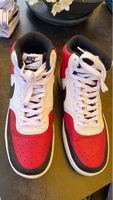 Baskets Nike Court Vision , T. 41 neuves 