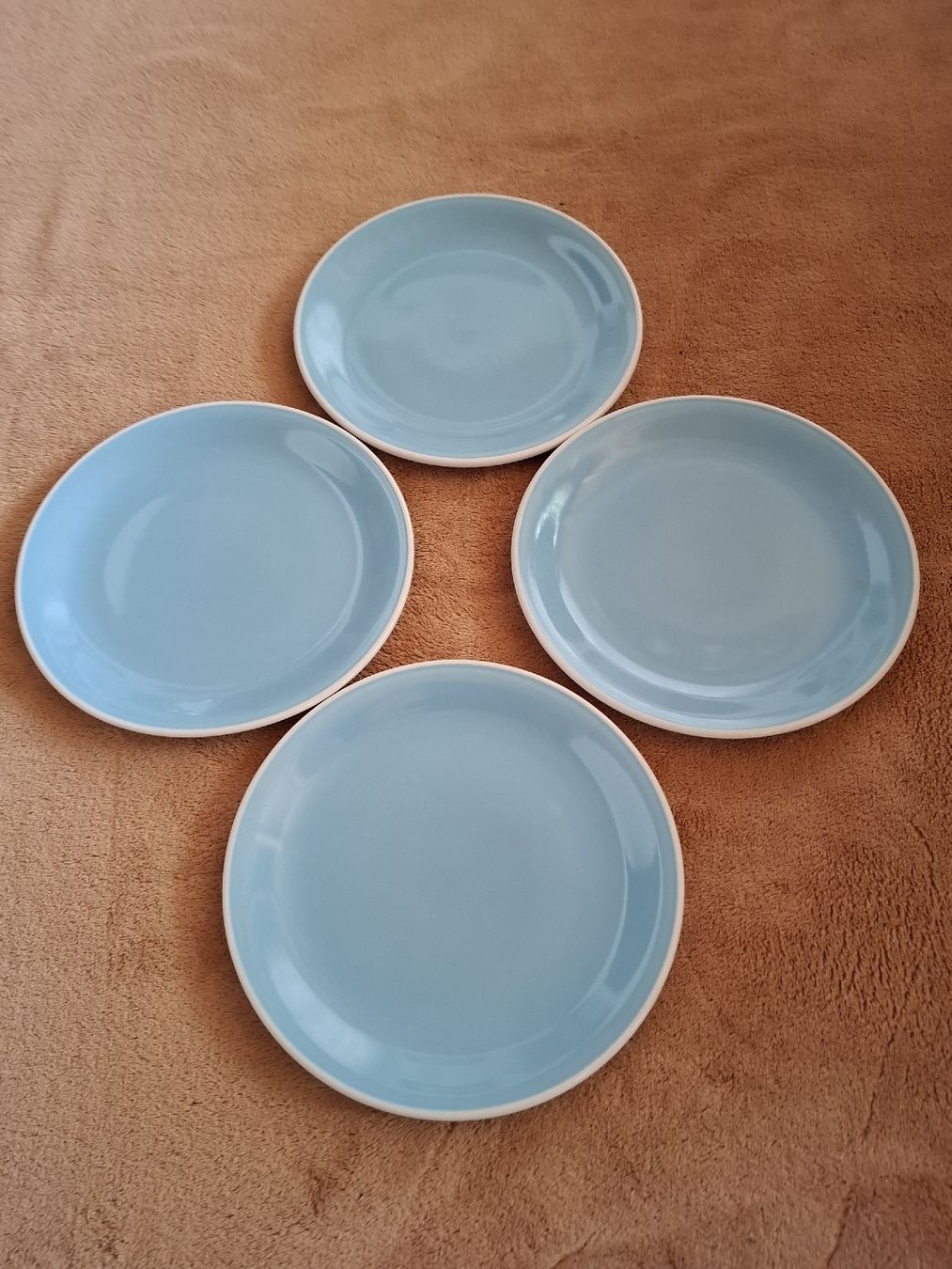 Rössler Piatti: 4 RÖSSLER Dessert Teller hellblau  – Usato da Riniken venduto da bro_slk8 1