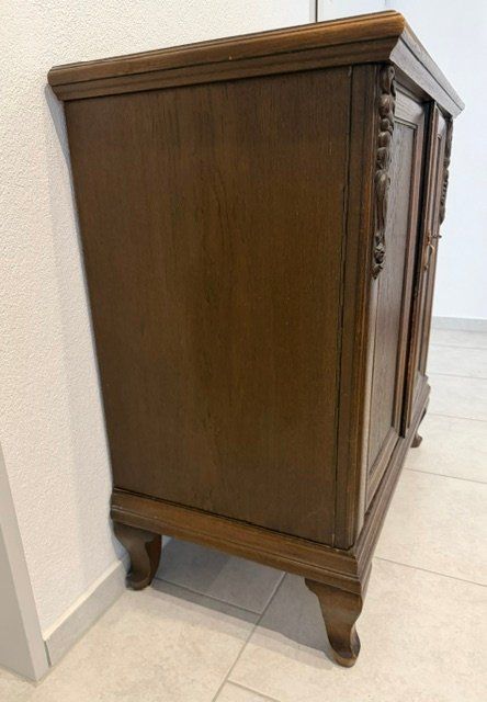 Cassettiere: Kommode rustikal dunkel massiv Holz – Usato da Jona venduto da Cleo125 2