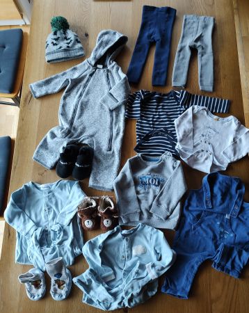 Lot vêtements bébé tailles 6-12 mois