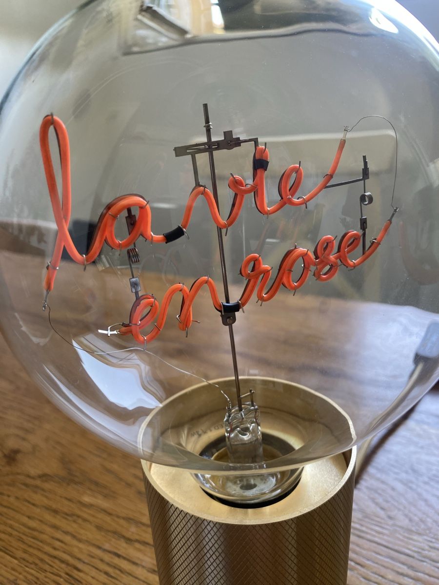 Tutte le decorazioni: Lampe néon décorative "La vie en rose" – Nuovo (secondo la descrizione) da Lausanne venduto da sebrep 2