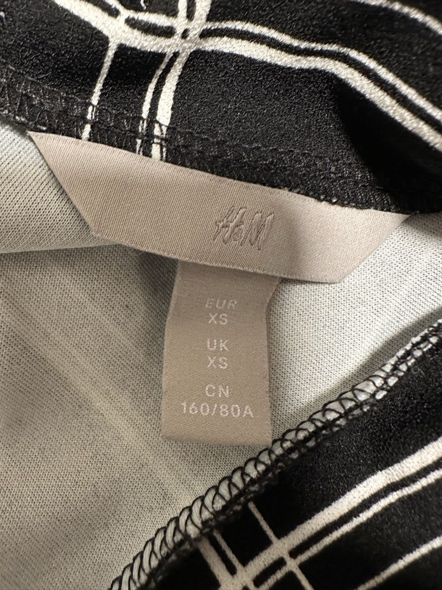 H&M Robes: H&M Kleid Gr. XS – Neuf (Voir description) à Dübendorf par nat_h9wg 3