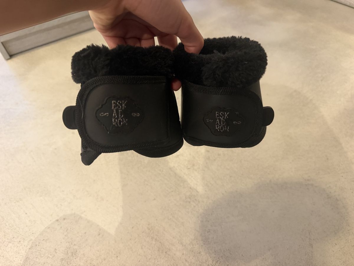 Hufschuhe: Eskadron Hufglocken – Neu (gemäss Beschreibung) aus Einigen von Bern73 1