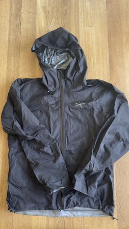 Arc’teryx Beta lightweight 