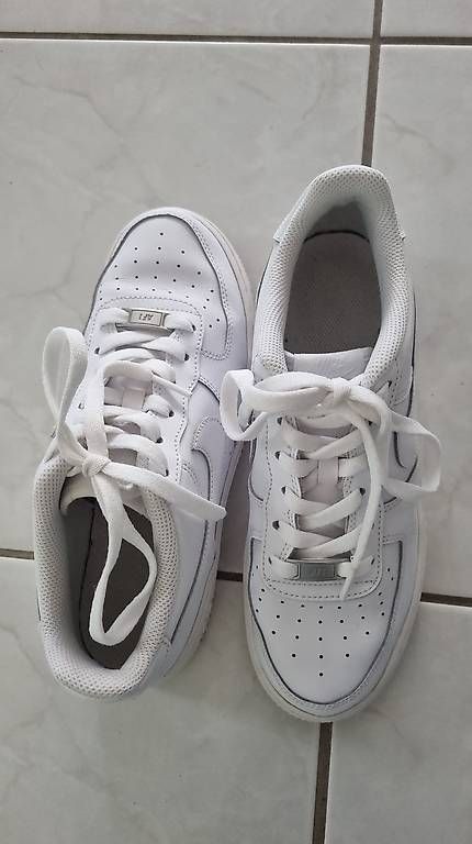 Scarpe da uomo: Weisse Nike Air Force 1 Sneakers – Usato da Winterthur venduto da cecii.mo 4