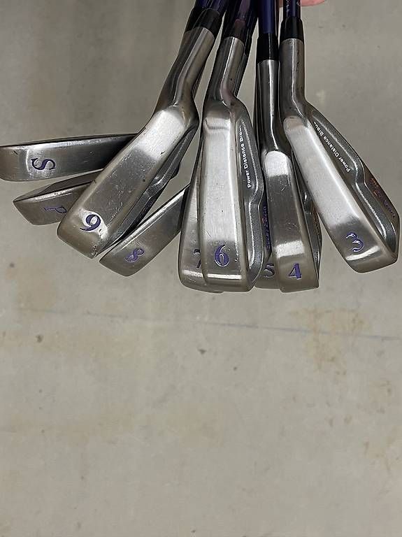Clubs & Sets: Eisenset Damen 3-S – D'occasion à Bern par mia_8nfn 1