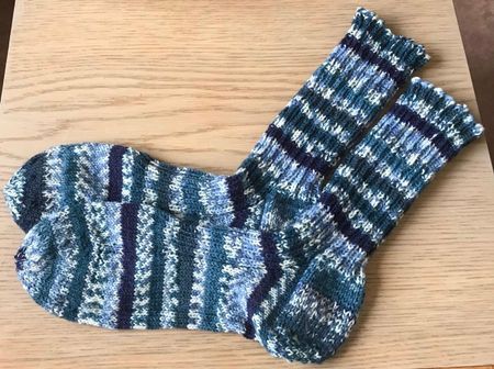 Warme gestrickte Herrensocken  NEU  Grösse  44/45/46
