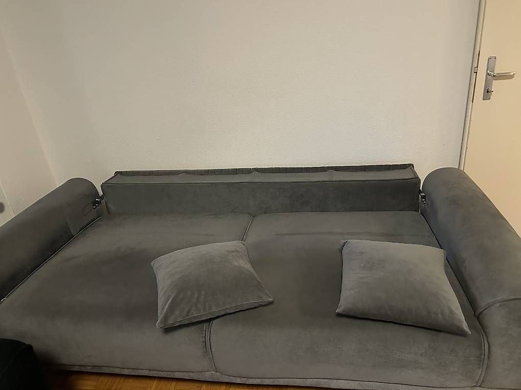 Schränke: Sofa und Kleiderschrank  – Gebraucht aus Bern von nov_9gb6 2