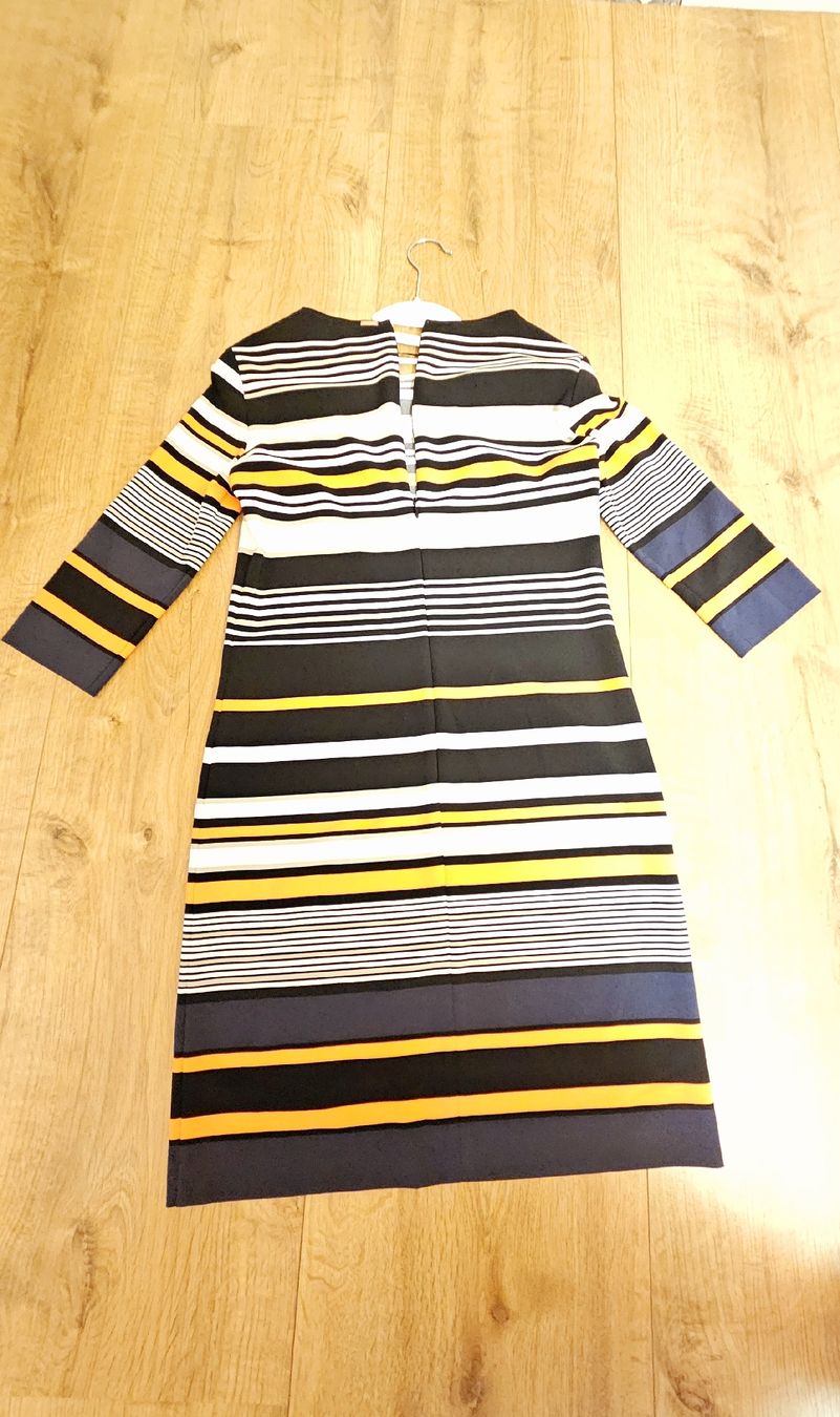 Cinque Vestiti: Kleid von Cinque Gr. 34 – Nuovo (secondo la descrizione) da Rhäzüns venduto da inf_rcj7 1