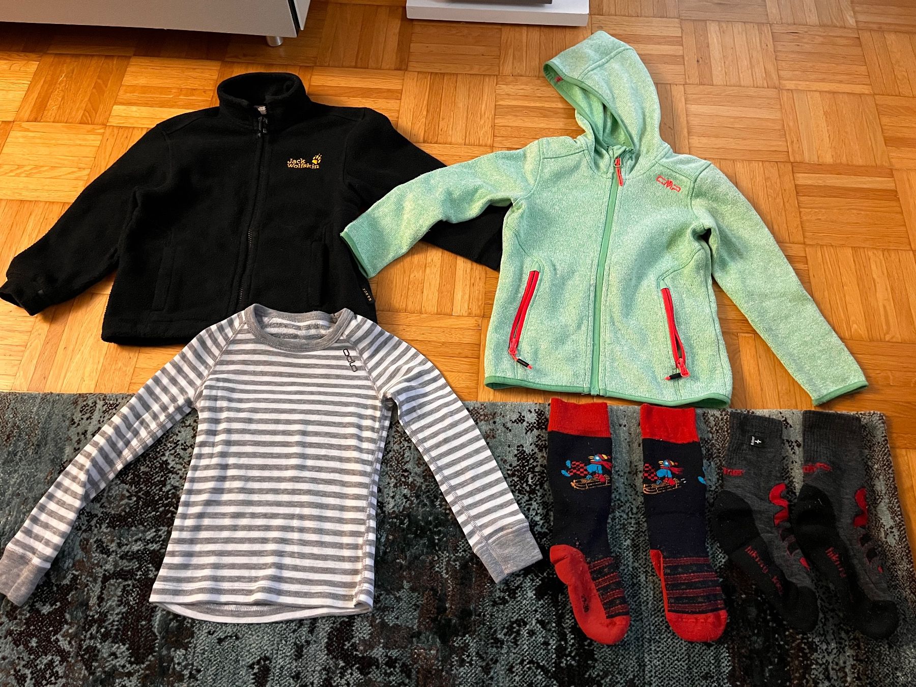 Jack Wolfskin Lotti & Set di vestiti: Outdoorset 116 – Usato da Kilchberg ZH venduto da ka012