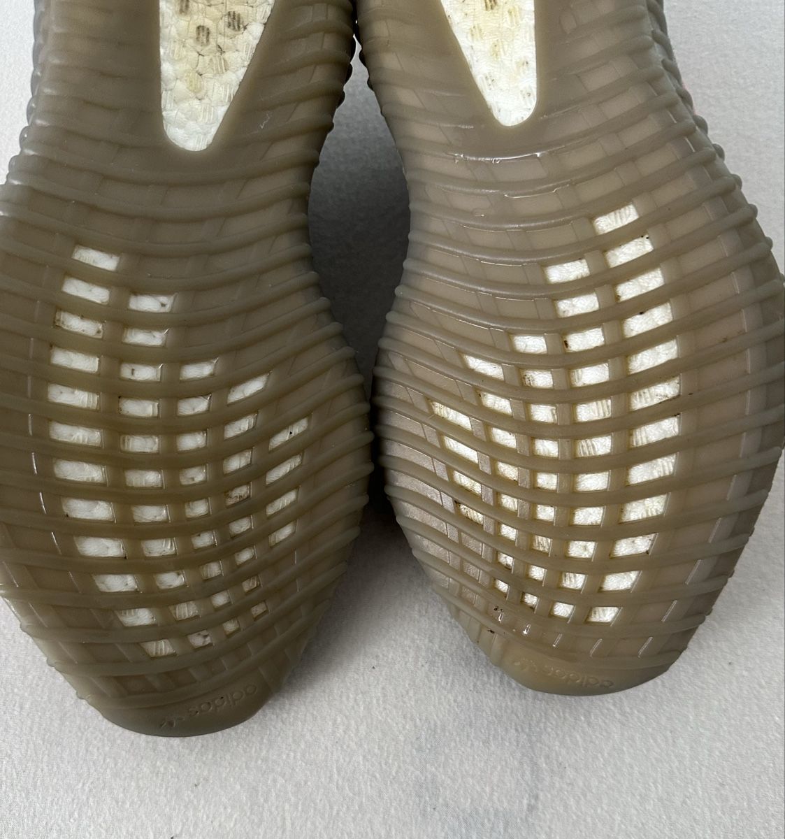 Adidas Scarpe da uomo: Adidas Yeezy Boost 350 V2 beluga reflective – Usato da Schaffhausen venduto da Guckyy 5