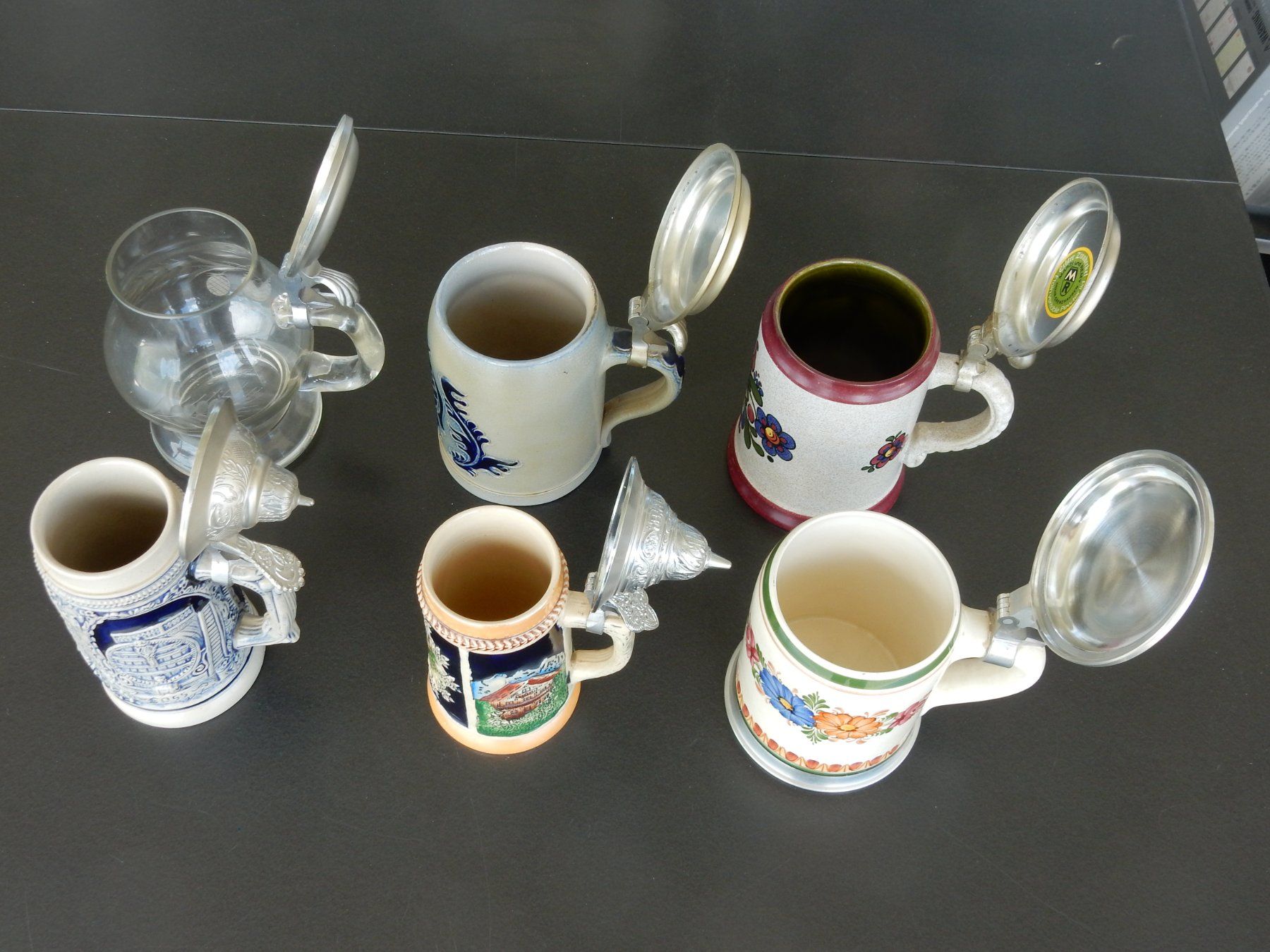 Bicchieri: 6 Bierkrüge mit Zinndeckel – Usato da Neuenegg venduto da wisteibe 1