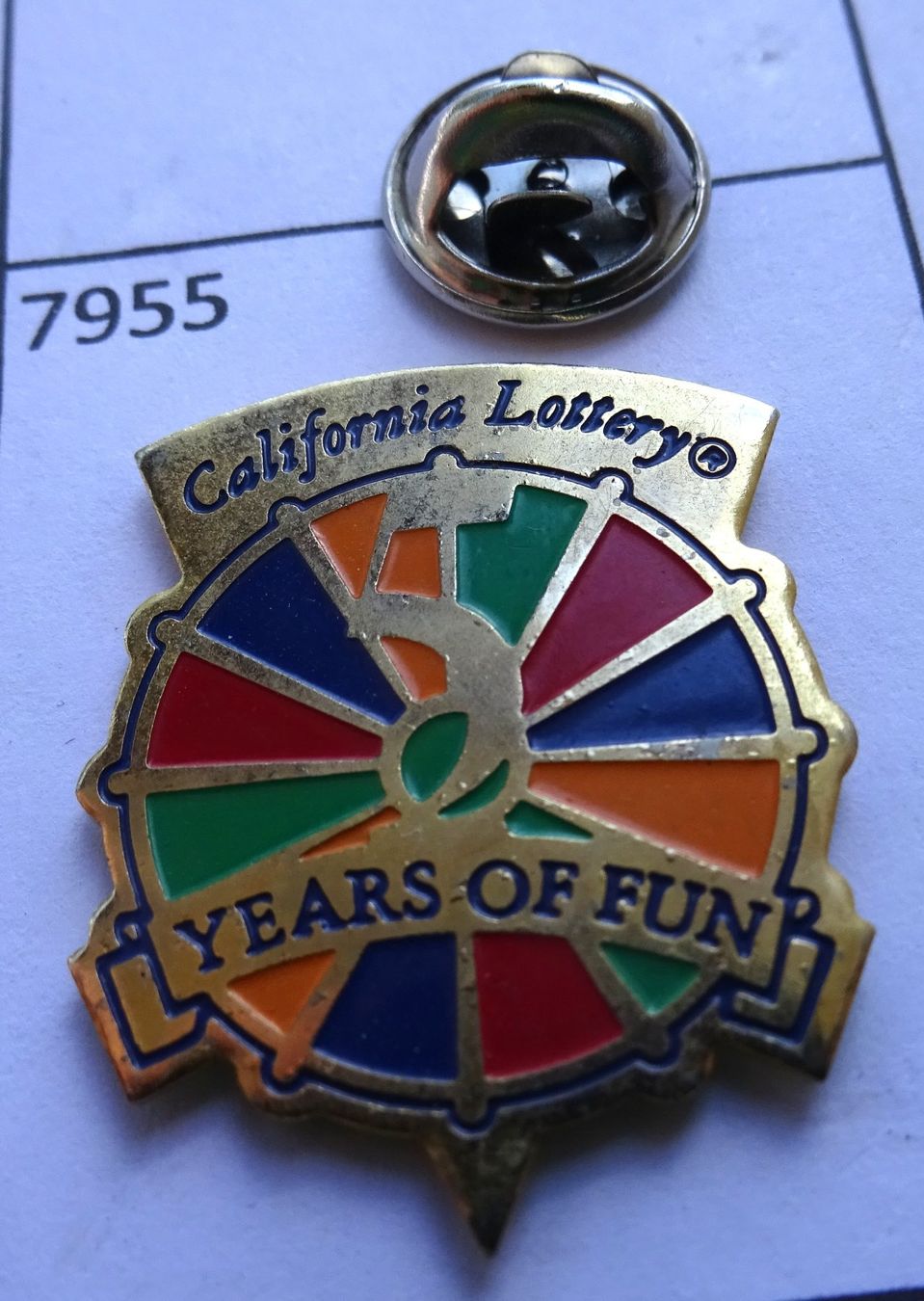 Plaquettes & Badges: Pin CALIFORNIA Lottery – D'occasion à Utzenstorf par BUtter81