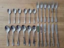 Besteck Set Edelstahl 24-teilig guter Zustand