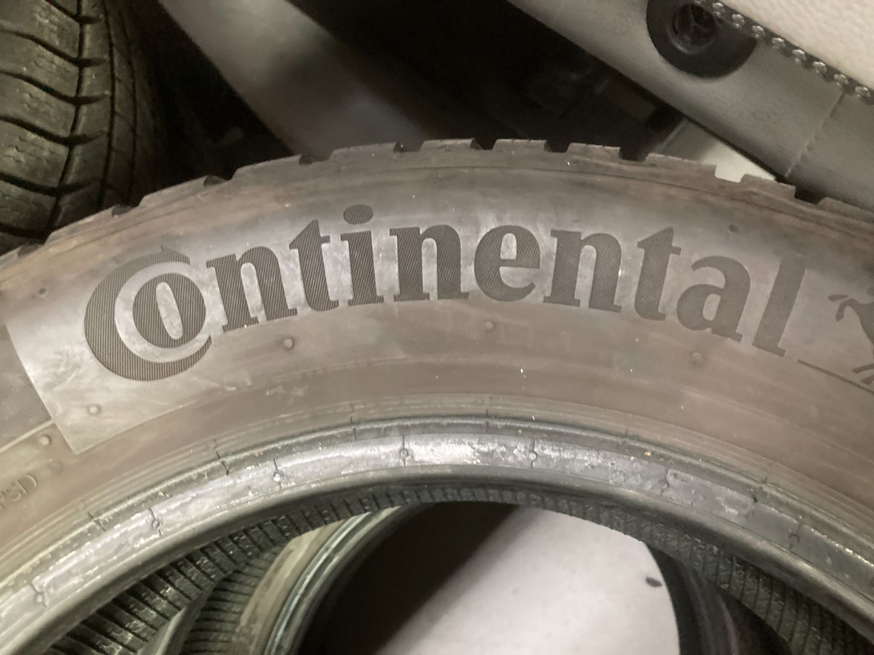 Continental Pneumatici & Ruote complete: 185/65R15 Winterpneu Continental – Usato da Cham venduto da WB2223 3