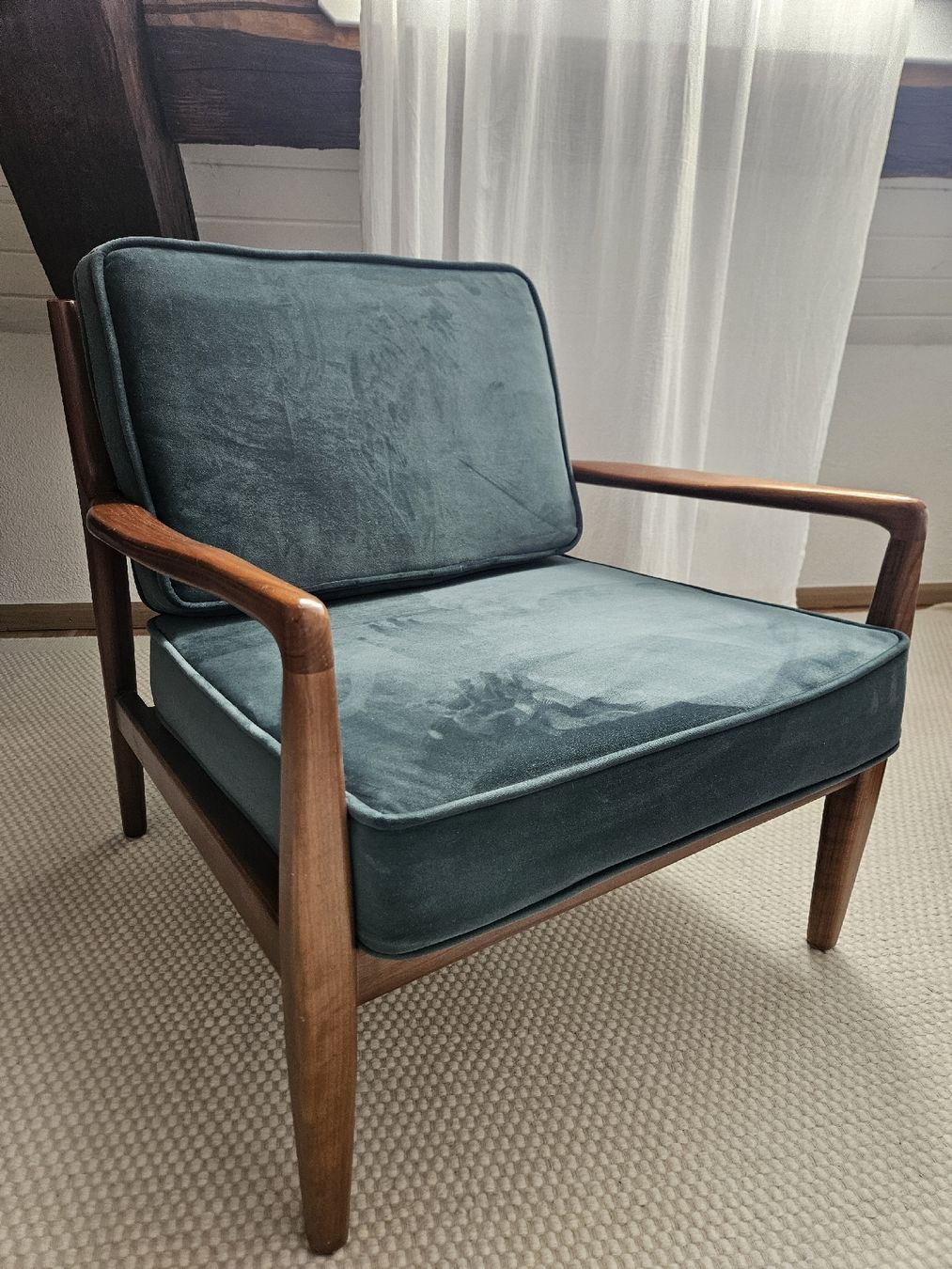 La Redoute Poltrone: Sessel Nussbaum massiv – Usato da Nuglar venduto da mjc_cw9f