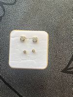 Boucles d oreilles en or 18ct et diamants