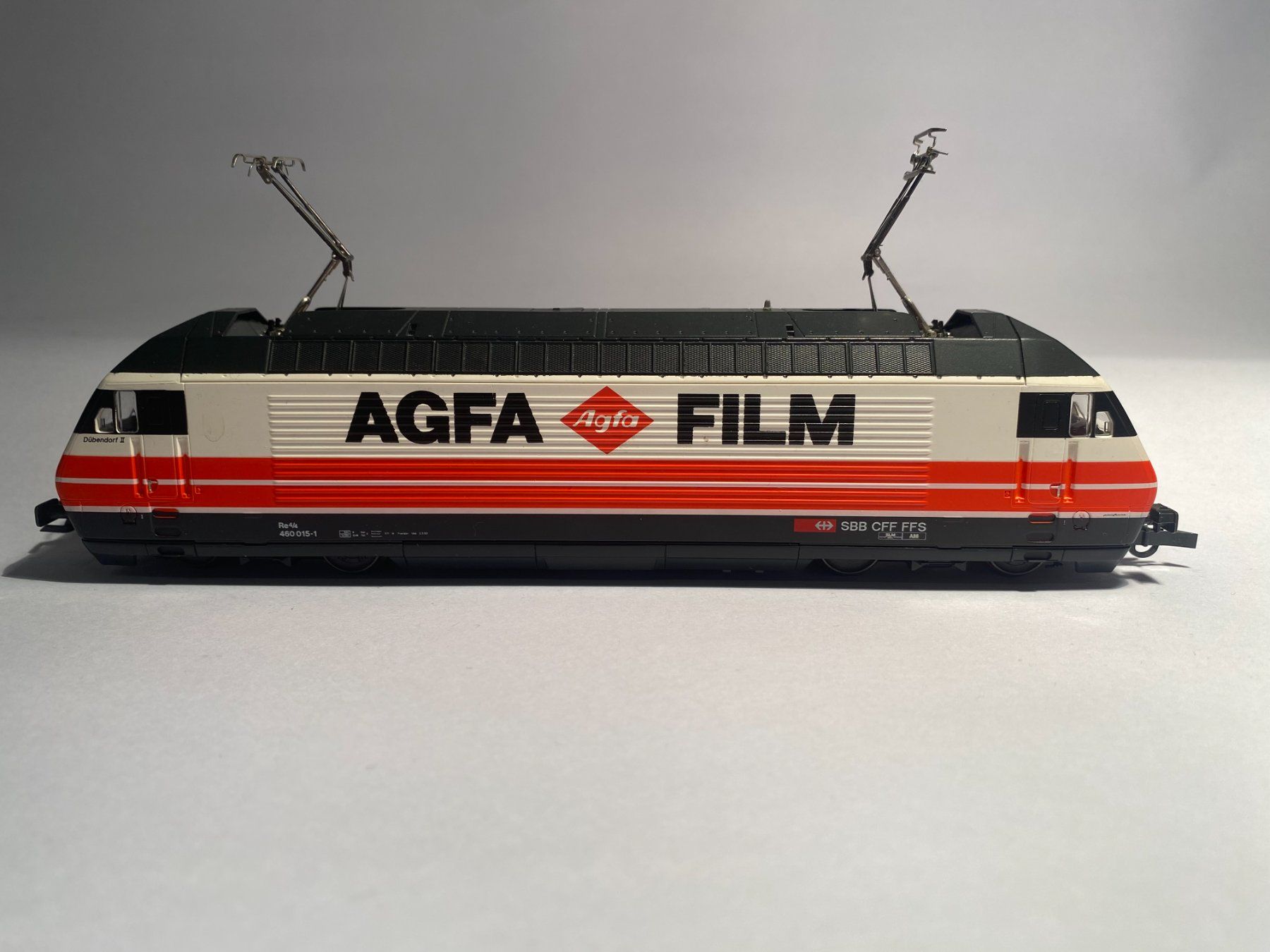 Roco Modellini di ferrovie: ROCO E-Lok SBB RE460 AGFA weiss, DC Analog – Usato da Buchrain venduto da Modellbahn11